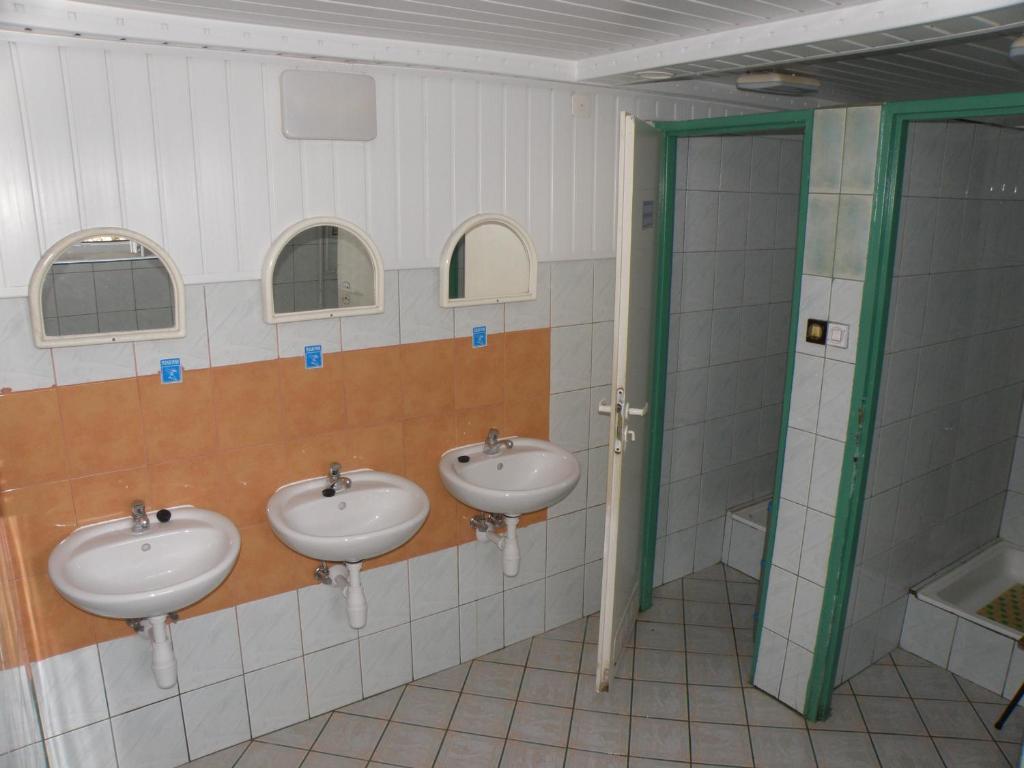 Szkolne Schronisko Mlodziezowe Zloty Widok Hostel Piechowice  Exterior photo