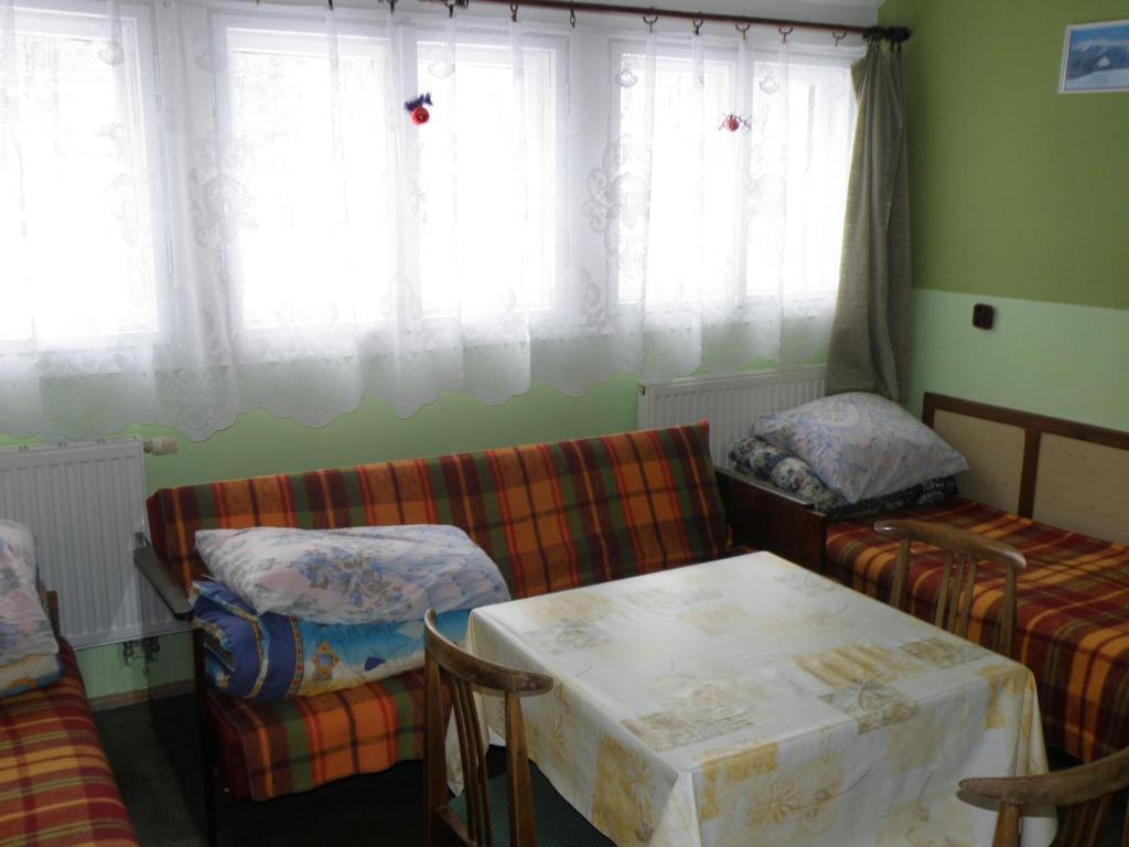 Szkolne Schronisko Mlodziezowe Zloty Widok Hostel Piechowice  Exterior photo