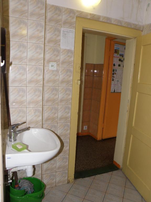 Szkolne Schronisko Mlodziezowe Zloty Widok Hostel Piechowice  Exterior photo